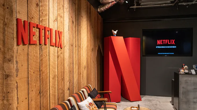 Netflix đã đúng khi tăng giá và siết chia sẻ mật khẩu