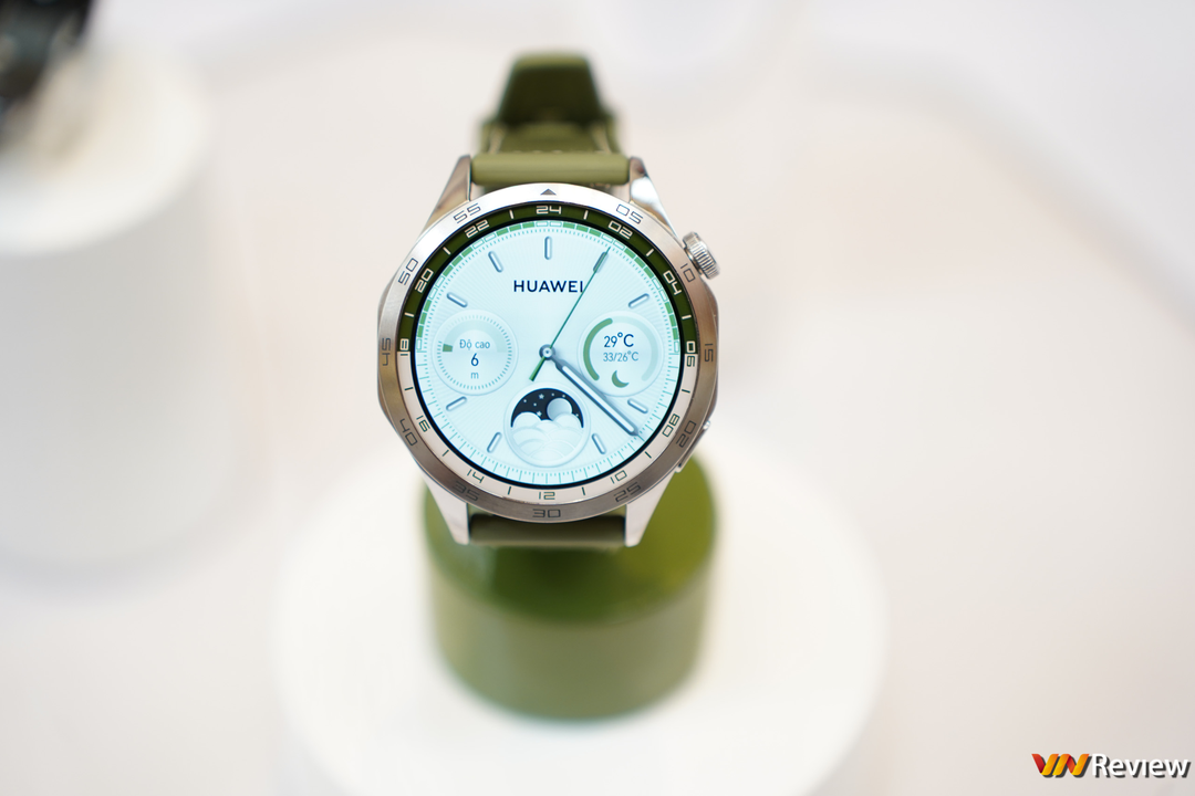 Huawei Watch GT 4 ra mắt tại Việt Nam: mời cả Chi Pu và Isaac dùng thử, 2 phiên bản tối ưu riêng cho nam và nữ, giá từ 5 triệu đồng