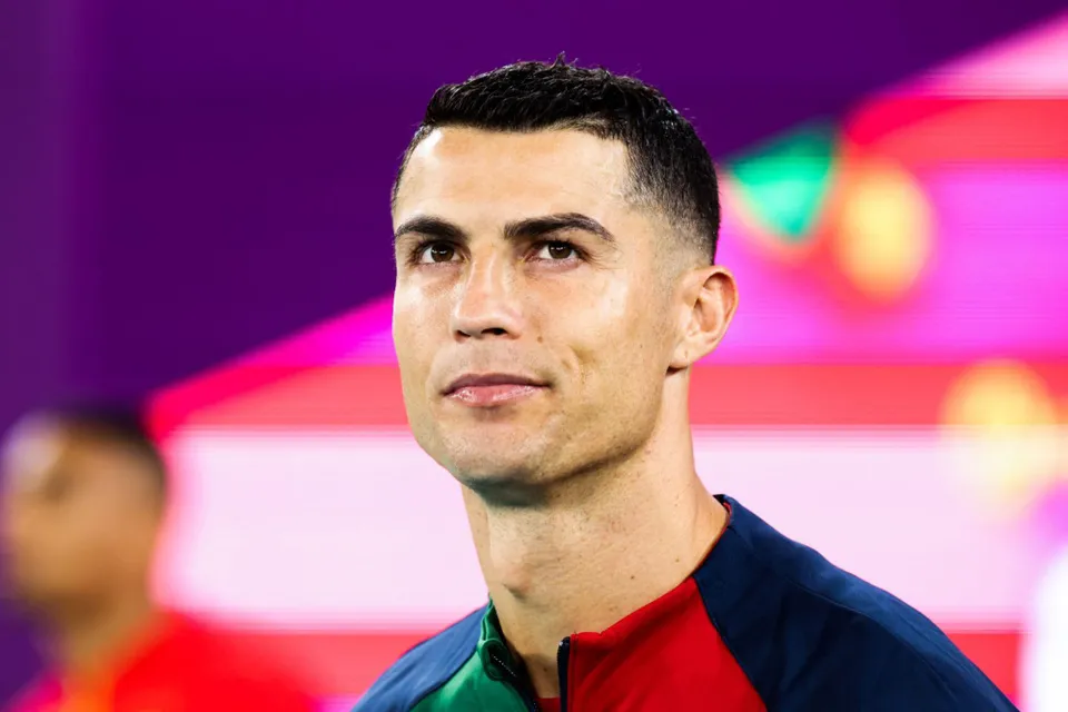 Khi Messi lên đỉnh, Cristiano Ronaldo lại bị chỉ trích là "thất bại lớn nhất World Cup"