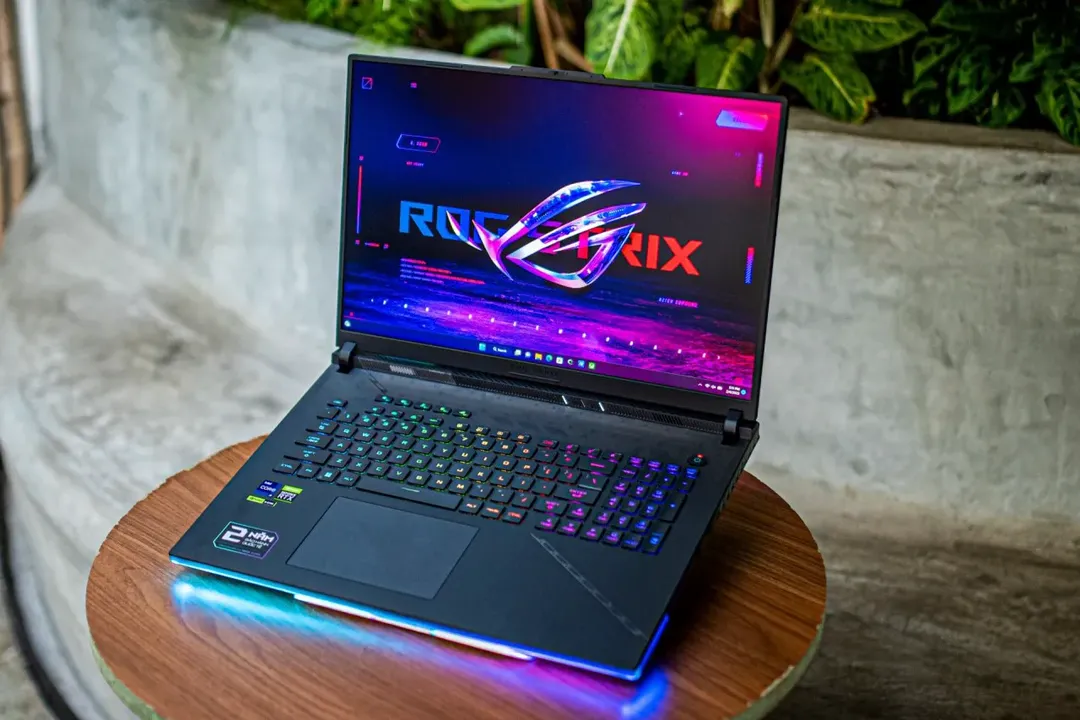 ROG Strix SCAR 18: Laptop Gaming Intel Gen 13 và RTX 40 Series đầu tiên tại Việt Nam, giá “chỉ” 125 triệu đồng