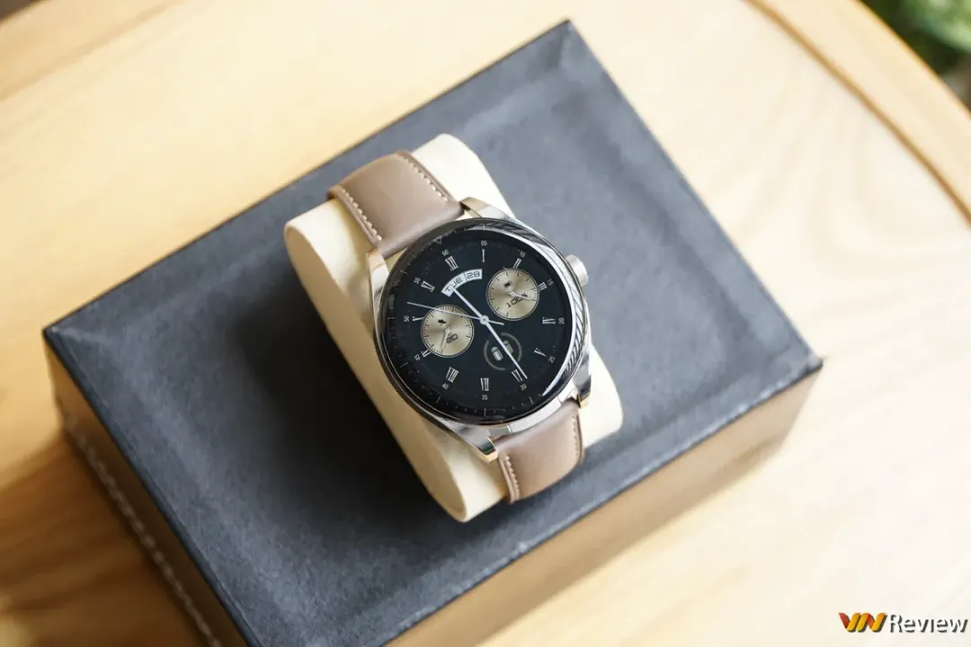 Đánh giá Huawei Watch Buds: nước đi táo bạo khi dám “hợp thể” tai nghe TWS vào smartwatch và hoàn toàn không phải chỉ để “show hàng”