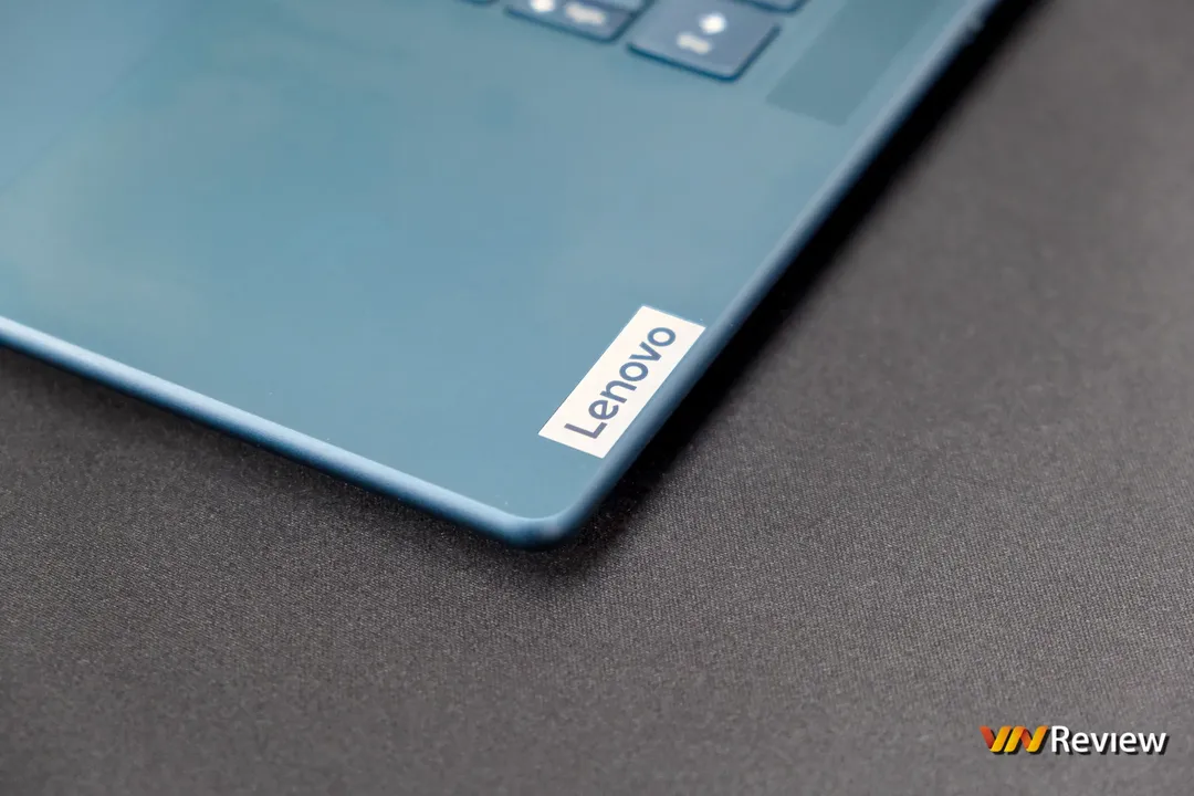 Đánh giá Lenovo Yoga Pro 9i: laptop Windows toàn diện của năm 2023