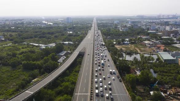 Đề xuất người có bằng lái dưới 1 năm không chạy ôtô quá 60km/h, không chạy trên cao tốc