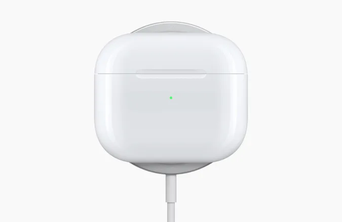 Apple tái thiết kế AirPods 3, bổ sung Spatial Audio và Adaptive EQ, giá 179 USD