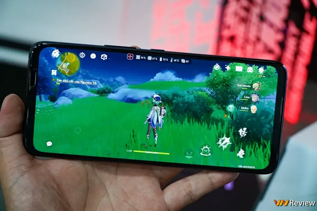 Cận cảnh ASUS ROG Phone 6: điện thoại gaming mạnh nhất thế giới, RAM tới 18GB