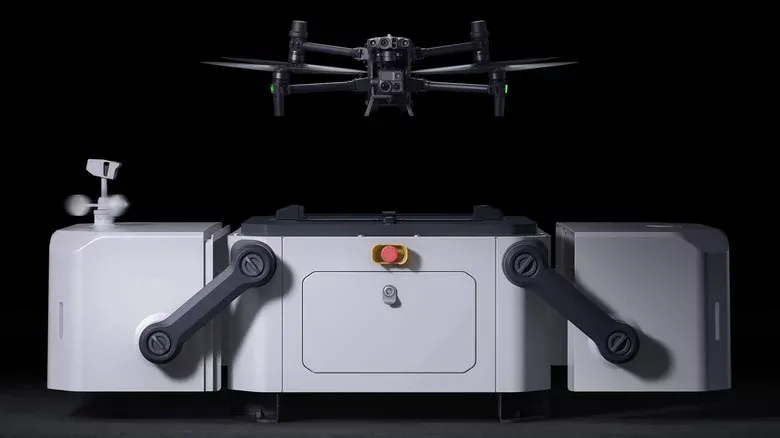 Drone mới nhất của DJI có thể bay trong cả trời mưa lẫn tuyết