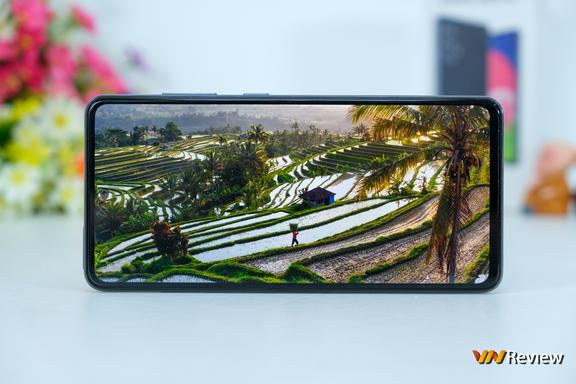 Samsung Galaxy A52s 5G có tốt không? Những lưu ý trước khi mua Samsung Galaxy A52s 5G