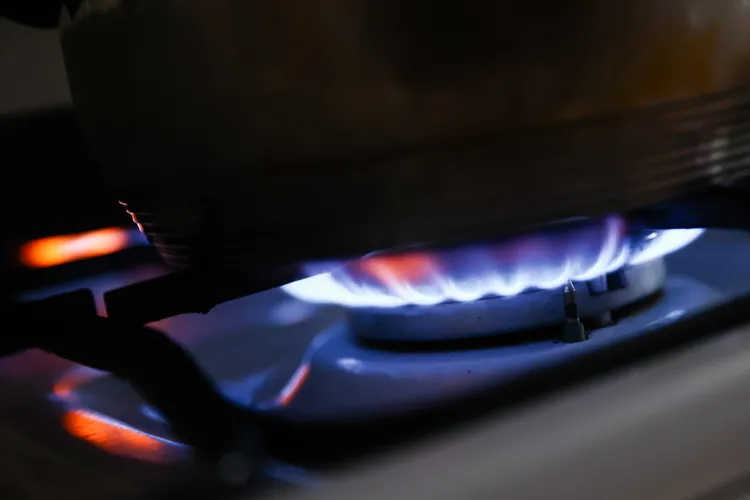 Ô nhiễm từ bếp gas đáng sợ hơn hít phải khói thuốc lá thụ động