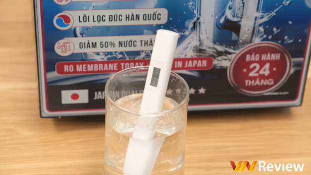 Trên tay nhanh máy lọc nước RO Hydrogen Fujihome RO-F09R: 5 cấp lọc, có tủ cường lực, giá 4,9 triệu đồng