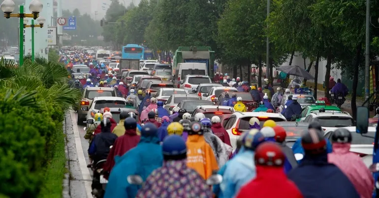 Sai phạm quy hoạch đường Lê Văn Lương - Tố Hữu (Hà Nội): Đường dài 2km "nhồi" 40 chung cư cao tầng