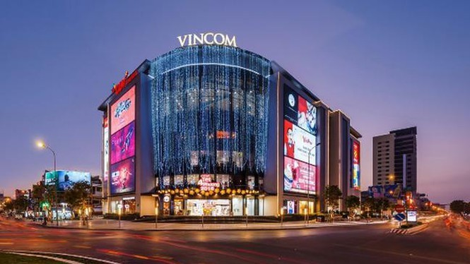 Vì sao Vingroup thoái vốn khỏi Vincom Retail?