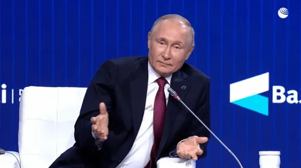 Putin kể chuyện cười lạnh cóng của cha con người Đức, kết thúc cực thâm thúy