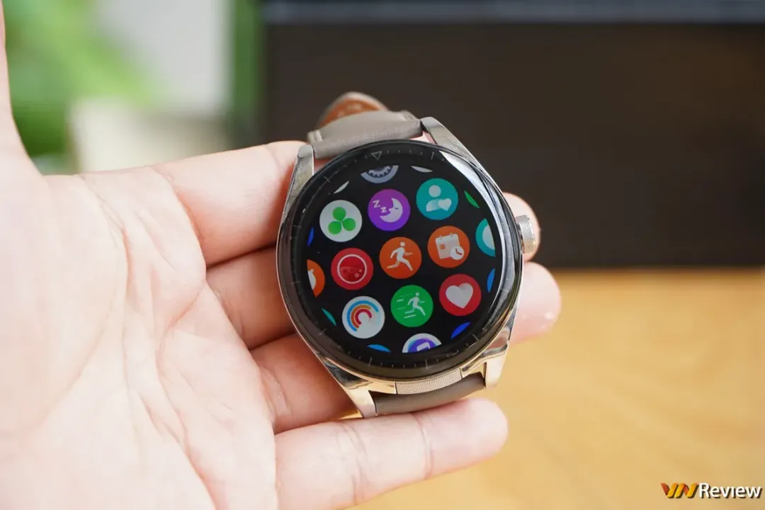 Đánh giá Huawei Watch Buds: nước đi táo bạo khi dám “hợp thể” tai nghe TWS vào smartwatch và hoàn toàn không phải chỉ để “show hàng”