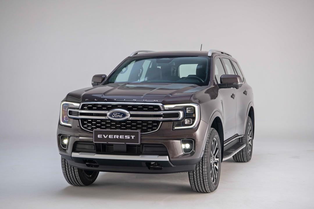 'Ngắm' cận cảnh Ford Everest phiên bản Platinum cao cấp nhất!