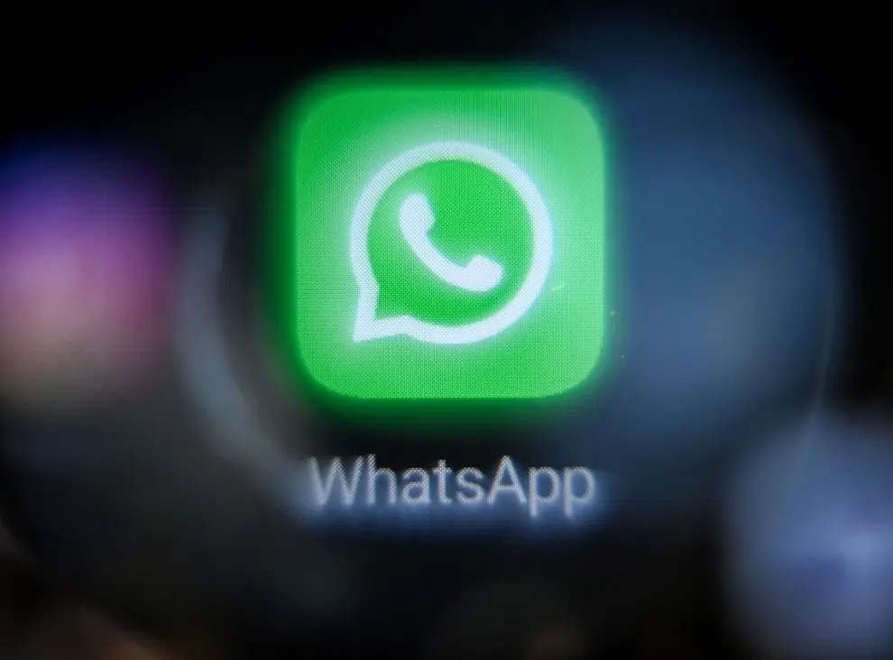 FBI có thể truy cập giới hạn vào 1 số ứng dụng nhắn tin: WhatsApp, iMessage