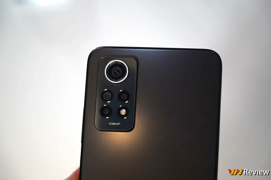 Xiaomi “dội bom” phân khúc tầm trung, tung thêm Redmi Note 12S và Redmi Note 12 Pro 4G tại Việt Nam với camera 108MP, giá từ 6,69 triệu đồng