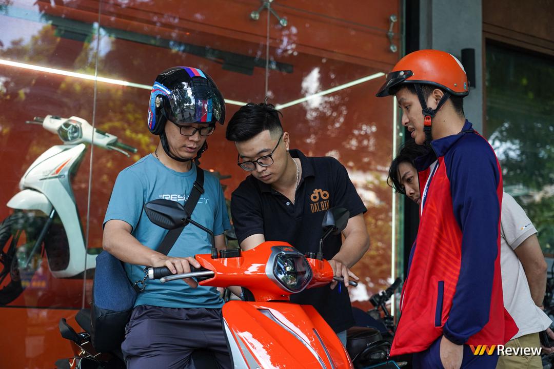 Dat Bike ra mắt xe điện thông minh Quantum: Nâng cấp Cruise Control, mức giá từ 49,9 triệu đồng