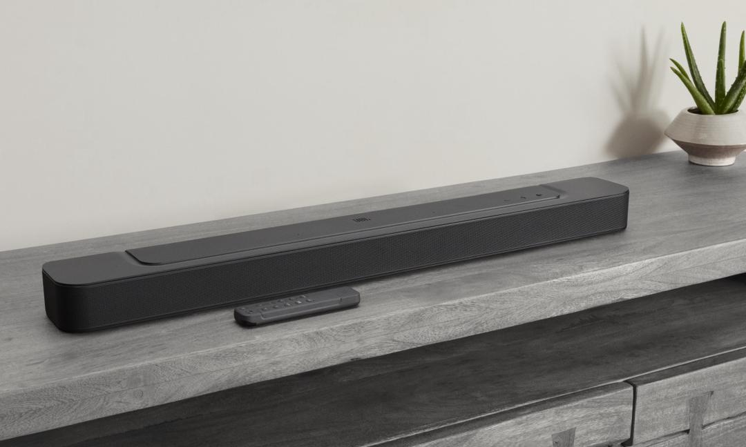 JBL tung liền lúc 3 chiếc loa Soundbar mới tại Việt Nam: âm thanh 3D, Dolby Atmos, giá chỉ từ 9,9 triệu đồng