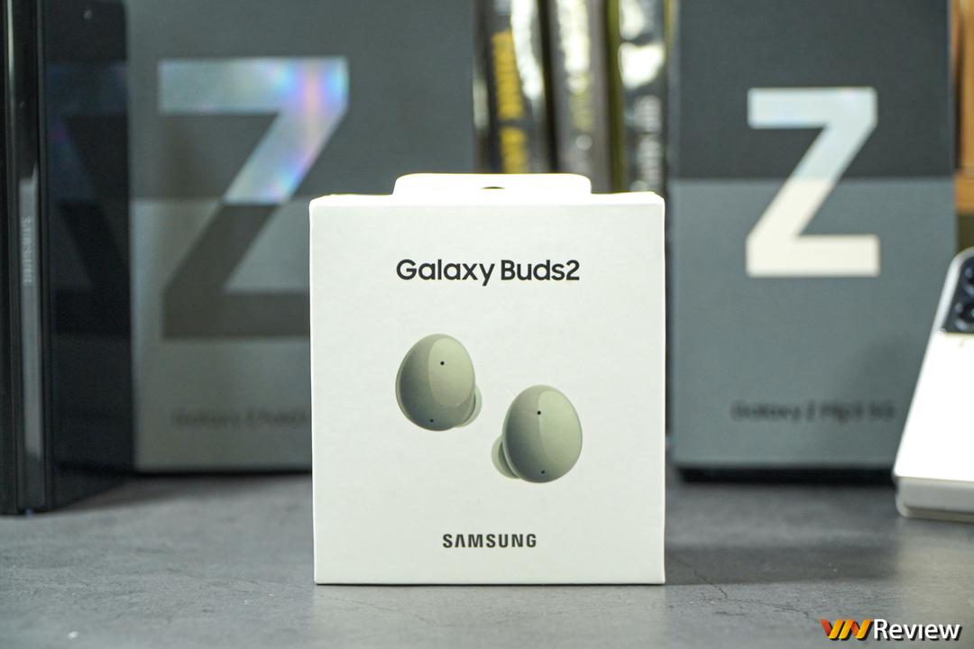 Trên tay Samsung Galaxy Buds 2: phiên bản giá tốt của Galaxy Buds Pro