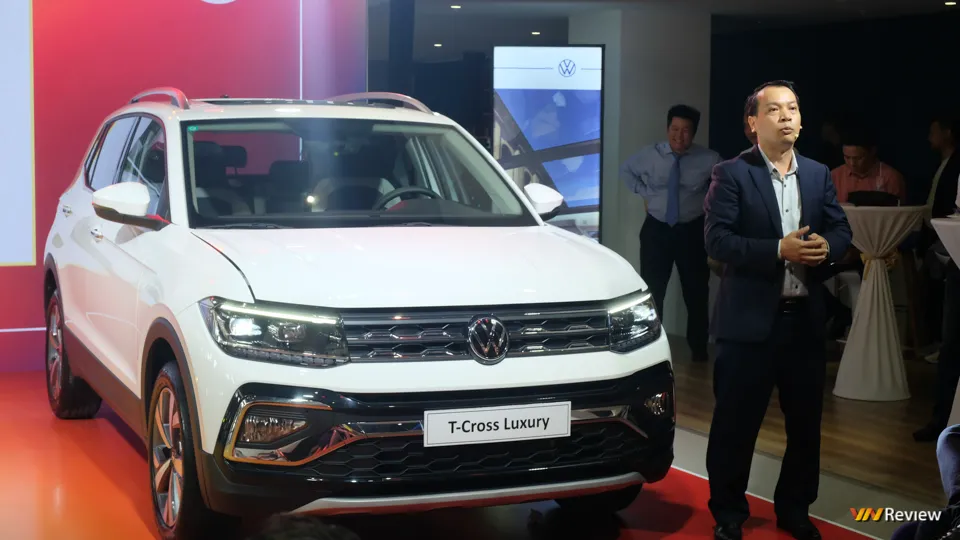 Volkswagen T-Cross ra mắt: 2 phiên bản, giá từ 1,099 tỷ đồng 