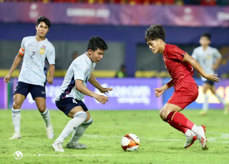 U22 Việt Nam đối đầu U22 Singapore tại SEA Games 32 diễn ra lúc mấy giờ, kênh nào?