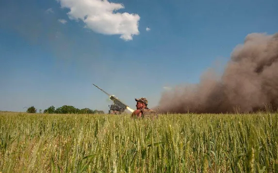 Quân đội Nga có một con át chủ bài mới, loại hơn 3.100 quân Ukraine, 152 xe tăng bị phá hủy 