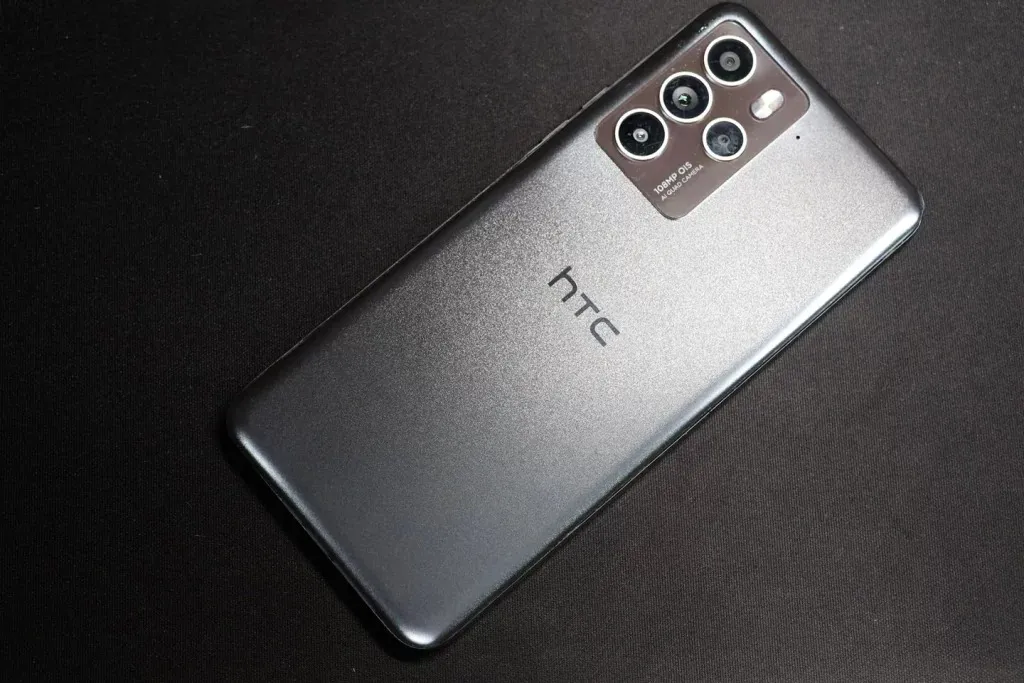 Thật bất ngờ: HTC sắp “ đội mồ” trở lại chiến trường smartphone cao cấp bằng chiếc flagship HTC U23 Pro 5G