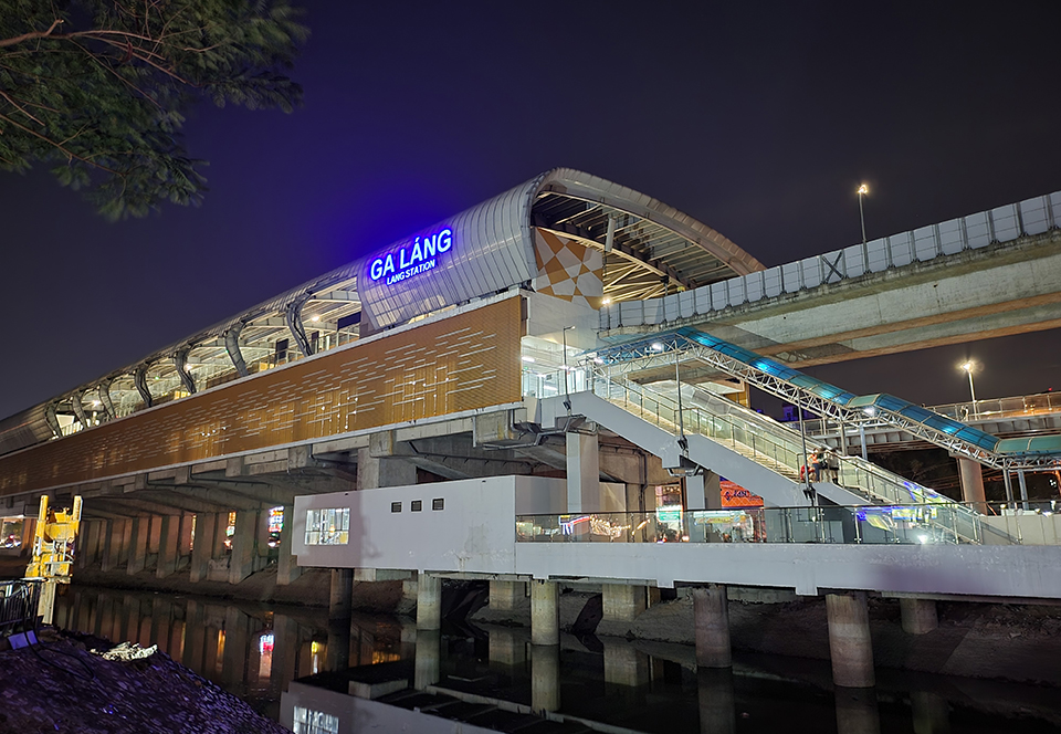 Một vòng tàu điện trên cao Cát Linh – Hà Đông Một vòng tàu điện trên cao Cát Linh – Hà Đông