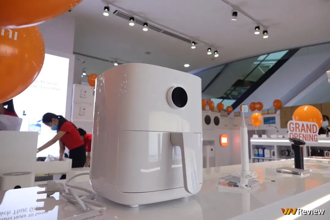Xiaomi hợp tác cùng Digiworld khai trương Xiaomi Zone tại Vạn Hạnh Mall, TP.HCM Xiaomi hợp tác cùng Digiworld khai trương Xiaomi Zone tại Vạn Hạnh Mall, TP.HCM