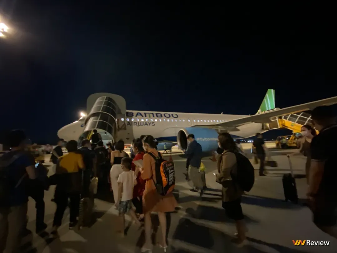 Trải nghiệm bay Bamboo Airways từ TP Hà Nội - TP Hồ Chí Minh trên Airbus A320 và A321 Trải nghiệm bay Bamboo Airways từ TP Hà Nội - TP Hồ Chí Minh trên Airbus A320 và A321