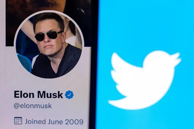 Cổ đông Twitter kiện Elon Musk vì 'mua chui' cổ phiếu Cổ đông Twitter kiện Elon Musk vì 'mua chui' cổ phiếu