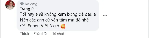 Đây mới là fan chân chính! Tối nay tắt TV, lên giường đắp chăn, dỏng tai sang nhà hàng xóm Đây mới là fan chân chính! Tối nay tắt TV, lên giường đắp chăn, dỏng tai sang nhà hàng xóm