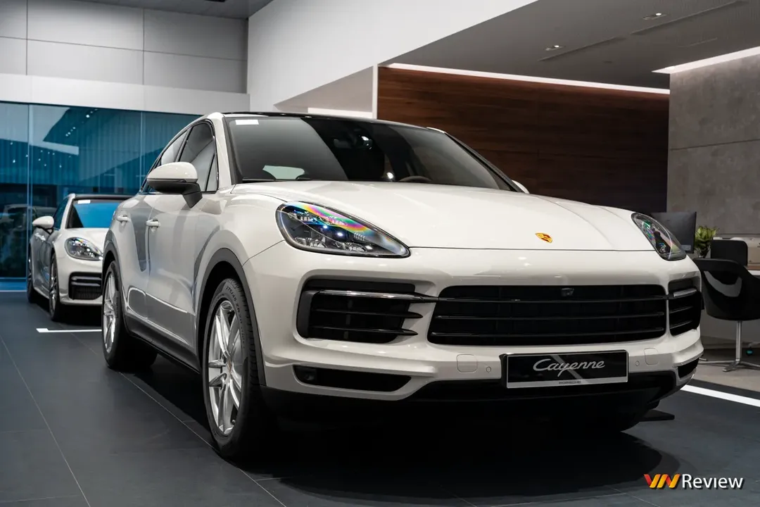 Ngắm một vòng Trung tâm Porsche Sài Gòn: Hiện đại bậc nhất Việt Nam Ngắm một vòng Trung tâm Porsche Sài Gòn: Hiện đại bậc nhất Việt Nam