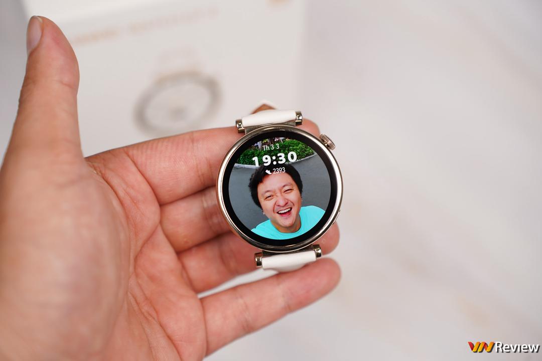 Đánh giá Huawei Watch GT 4 41mm: smartwatch đậm chất cổ điển, “over hợp” cho phái nữ Đánh giá Huawei Watch GT 4 41mm: smartwatch đậm chất cổ điển, “over hợp” cho phái nữ