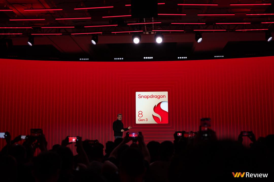 Qualcomm Snapdragon 8 Gen 3 xuất kích: mạnh hơn, nhanh hơn, mát hơn, ngập tràn công nghệ AI tạo sinh  Qualcomm Snapdragon 8 Gen 3 xuất kích: mạnh hơn, nhanh hơn, mát hơn, ngập tràn công nghệ AI tạo sinh