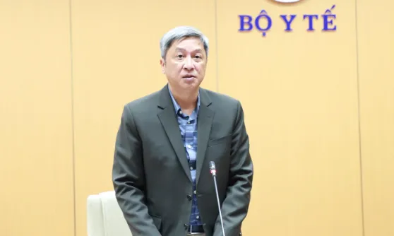 Thứ trưởng Bộ Y tế Nguyễn Trường Sơn xin thôi việc Thứ trưởng Bộ Y tế Nguyễn Trường Sơn xin thôi việc