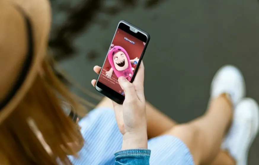TikTok liệu có an toàn cho trẻ em? Cha mẹ nên làm gì để bảo vệ trẻ khi chơi TikTok? TikTok liệu có an toàn cho trẻ em? Cha mẹ nên làm gì để bảo vệ trẻ khi chơi TikTok?