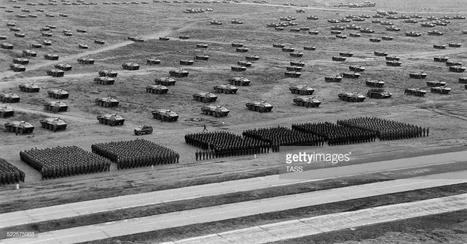 Sức mạnh quân sự Liên Xô thời đỉnh cao đáng sợ đến mức nào? Có thể tiếp quản toàn bộ châu Âu trong 7 ngày  Sức mạnh quân sự Liên Xô thời đỉnh cao đáng sợ đến mức nào? Có thể tiếp quản toàn bộ châu Âu trong 7 ngày