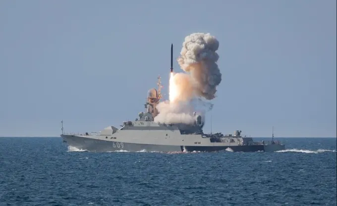 Sau Kharkov, Ukraine thừa thắng tiến đến Donbass nhưng vẫn đề phòng Nga tập kích đường không quy mô lớn Sau Kharkov, Ukraine thừa thắng tiến đến Donbass nhưng vẫn đề phòng Nga tập kích đường không quy mô lớn