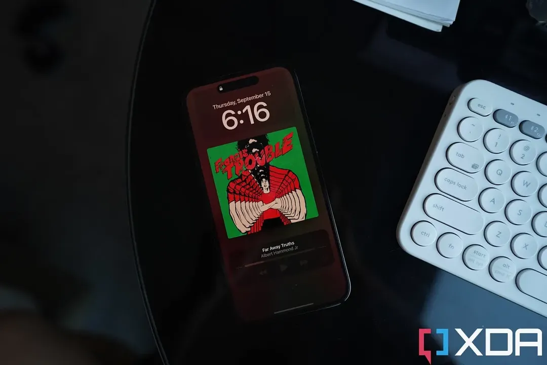 Tại sao bạn không nên sử dụng Always On Display trên iPhone 14 Pro mới? Tại sao bạn không nên sử dụng Always On Display trên iPhone 14 Pro mới?