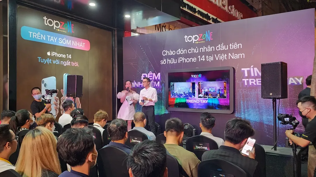 Người Việt bỏ ra khoảng 120.000 tấn gạo để mua iPhone 14 chỉ trong ngày đầu mở bán Người Việt bỏ ra khoảng 120.000 tấn gạo để mua iPhone 14 chỉ trong ngày đầu mở bán