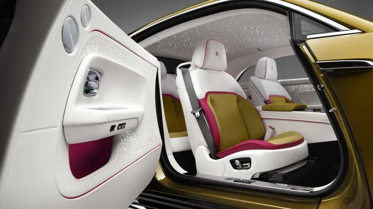 Siêu xe điện Rolls-Royce Spectre xịn nhất hành tinh đã có hơn 300 đơn đặt cọc Siêu xe điện Rolls-Royce Spectre xịn nhất hành tinh đã có hơn 300 đơn đặt cọc