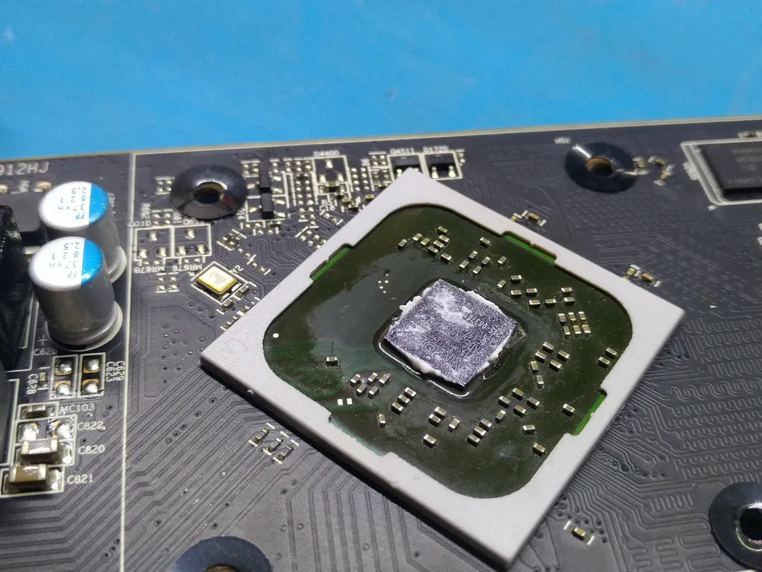 Dùng kem đánh răng, khoai tây, tương cà,... để tản nhiệt máy tính? Dùng kem đánh răng, khoai tây, tương cà,... để tản nhiệt máy tính?