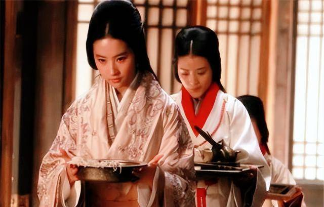 Tại sao Tào Tháo thích góa phụ? Nhiều người không hiểu, khi biết lý do chỉ có thể than thở sự khôn ngoan của Tào Tháo Tại sao Tào Tháo thích góa phụ? Nhiều người không hiểu, khi biết lý do chỉ có thể than thở sự khôn ngoan của Tào Tháo