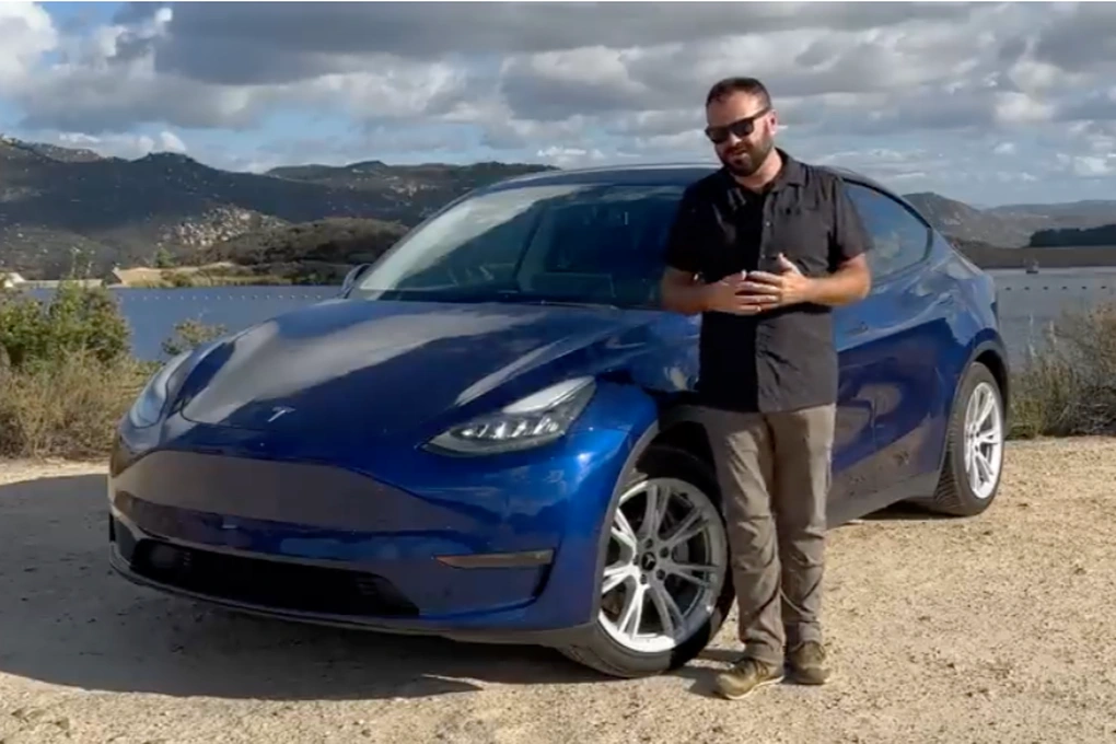 Tại sao chủ xe Tesla Model Y phải thay 2 bộ pin chỉ trong 2 năm? Tại sao chủ xe Tesla Model Y phải thay 2 bộ pin chỉ trong 2 năm?