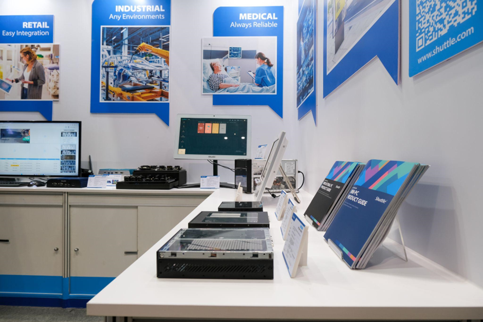 Mstar Corp và Shuttle hợp tác chiến lược phân phối máy tính Mini PC tại Việt Nam Mstar Corp và Shuttle hợp tác chiến lược phân phối máy tính Mini PC tại Việt Nam