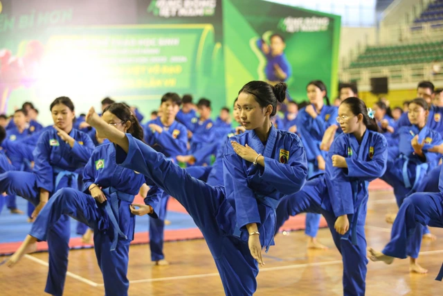 Gần 1.500 vận động viên tham gia tranh tài tại Hội khỏe Phù Đổng TP. Hồ Chí Minh 2024 môn Vovinam Việt Võ Đạo Gần 1.500 vận động viên tham gia tranh tài tại Hội khỏe Phù Đổng TP. Hồ Chí Minh 2024 môn Vovinam Việt Võ Đạo