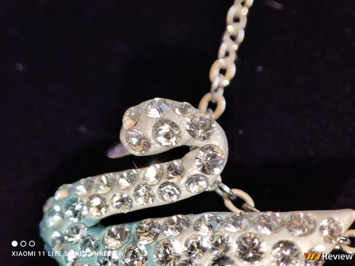 Đánh giá Xiaomi 11 Lite 5G NE Swarovski Edition: Khi smartphone còn là cách thể hiện cá tính Đánh giá Xiaomi 11 Lite 5G NE Swarovski Edition: Khi smartphone còn là cách thể hiện cá tính