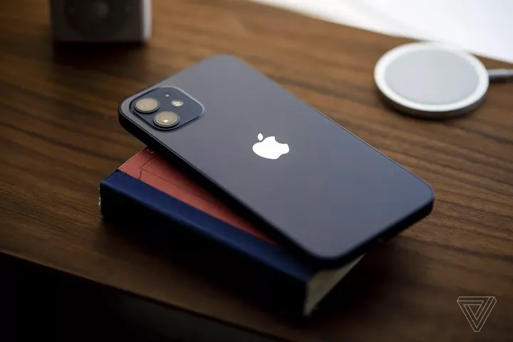 Những smartphone đáng mua nhất ở các tầm giá dịp Tết Nhâm Dần 2022 Những smartphone đáng mua nhất ở các tầm giá dịp Tết Nhâm Dần 2022