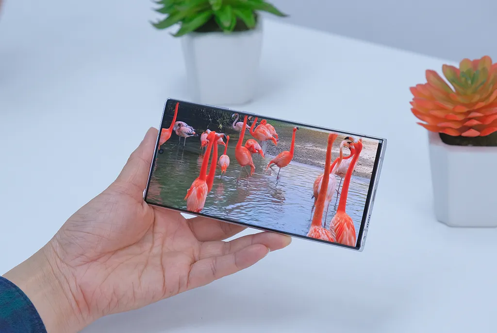 Đánh giá Samsung Galaxy S22 Ultra: chiếc “Galaxy S” thỏa lòng fan Note Đánh giá Samsung Galaxy S22 Ultra: chiếc “Galaxy S” thỏa lòng fan Note